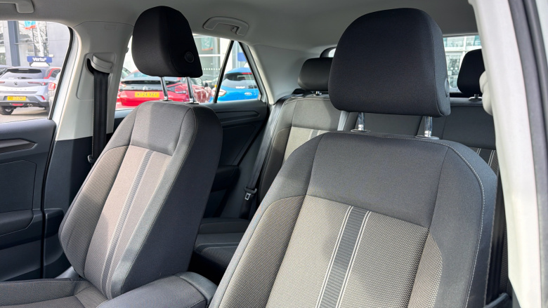 Volkswagen T-Roc 1.5 TSI EVO SE 5dr DSG Petrol Hatchback